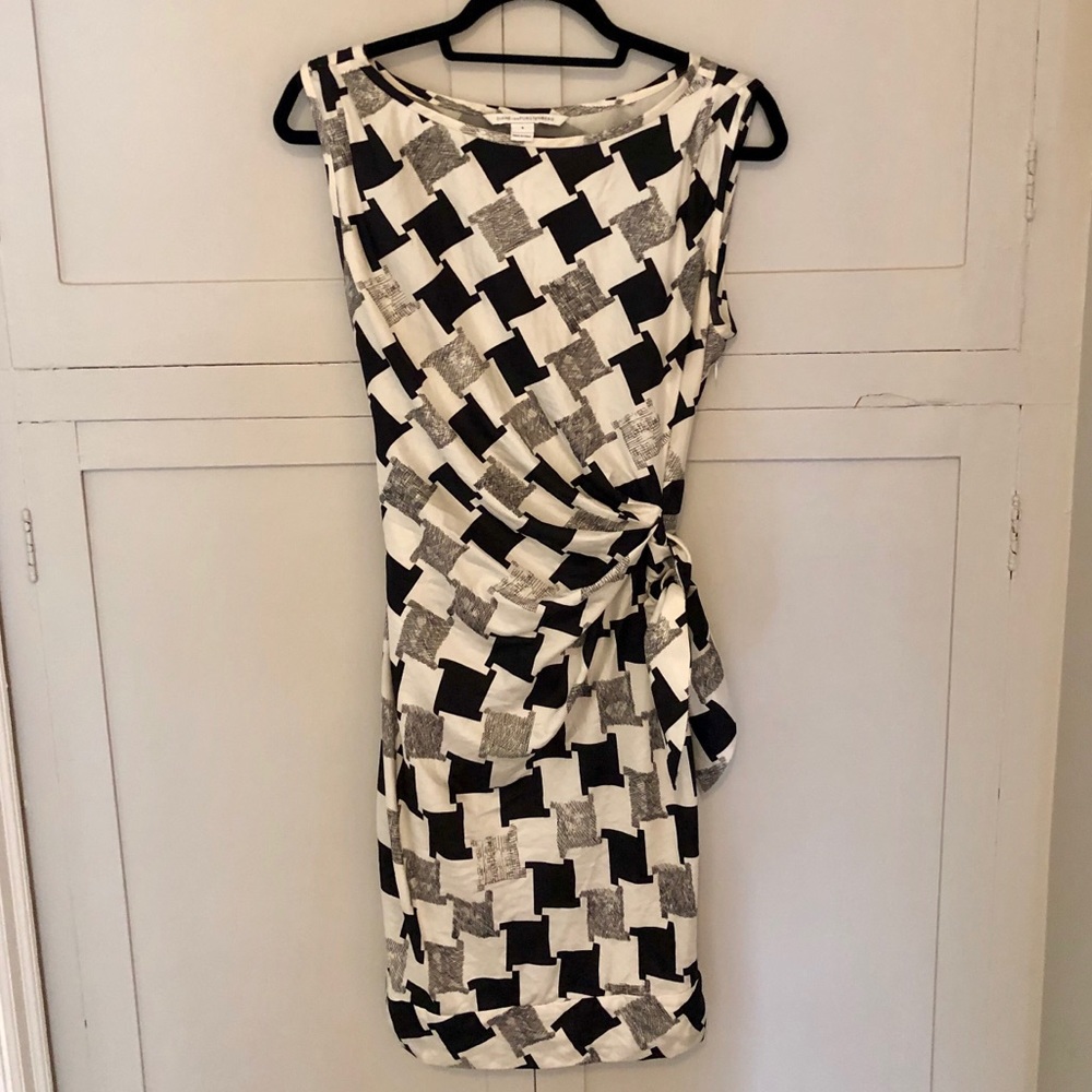 Diane von Furstenberg silk black & white dress